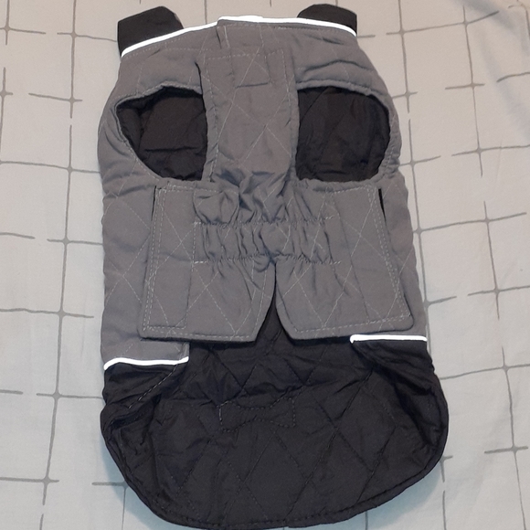 Vecomfy Reversible Dog Coats for Large  Dogs New - Picture 2 of 4